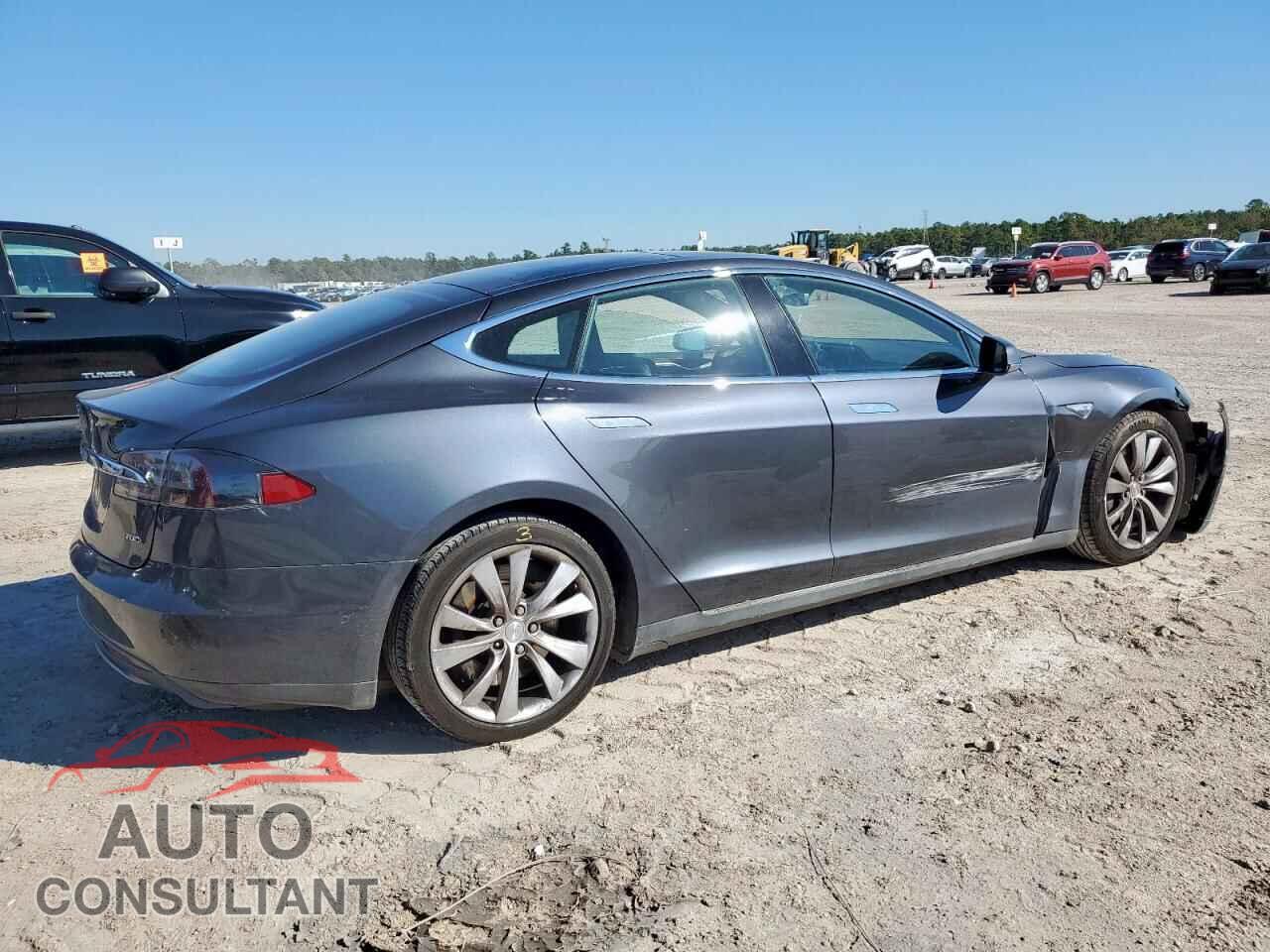 TESLA MODEL S 2015 - 5YJSA1E23FF106104