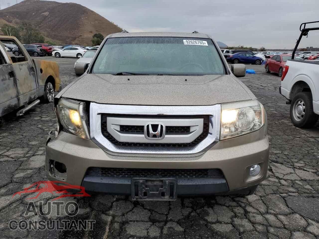 HONDA PILOT 2010 - 5FNYF3H43AB001365