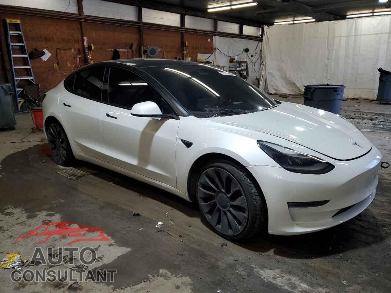 TESLA MODEL 3 2021 - 5YJ3E1EC0MF074369
