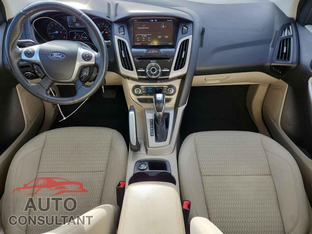 FORD FOCUS 2012 - 1FAHP3H26CL314377