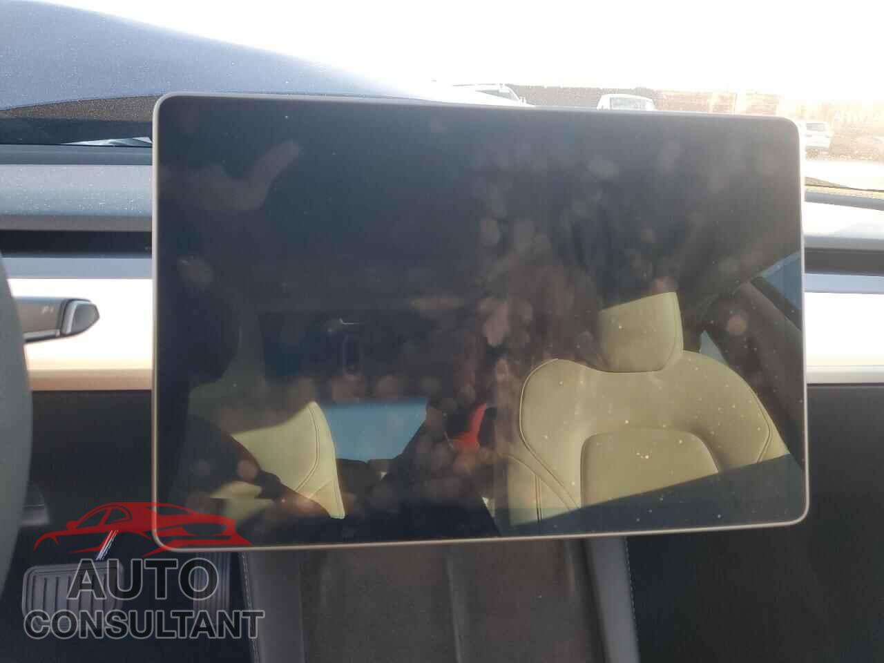 TESLA MODEL 3 2023 - 5YJ3E1EA3PF713931