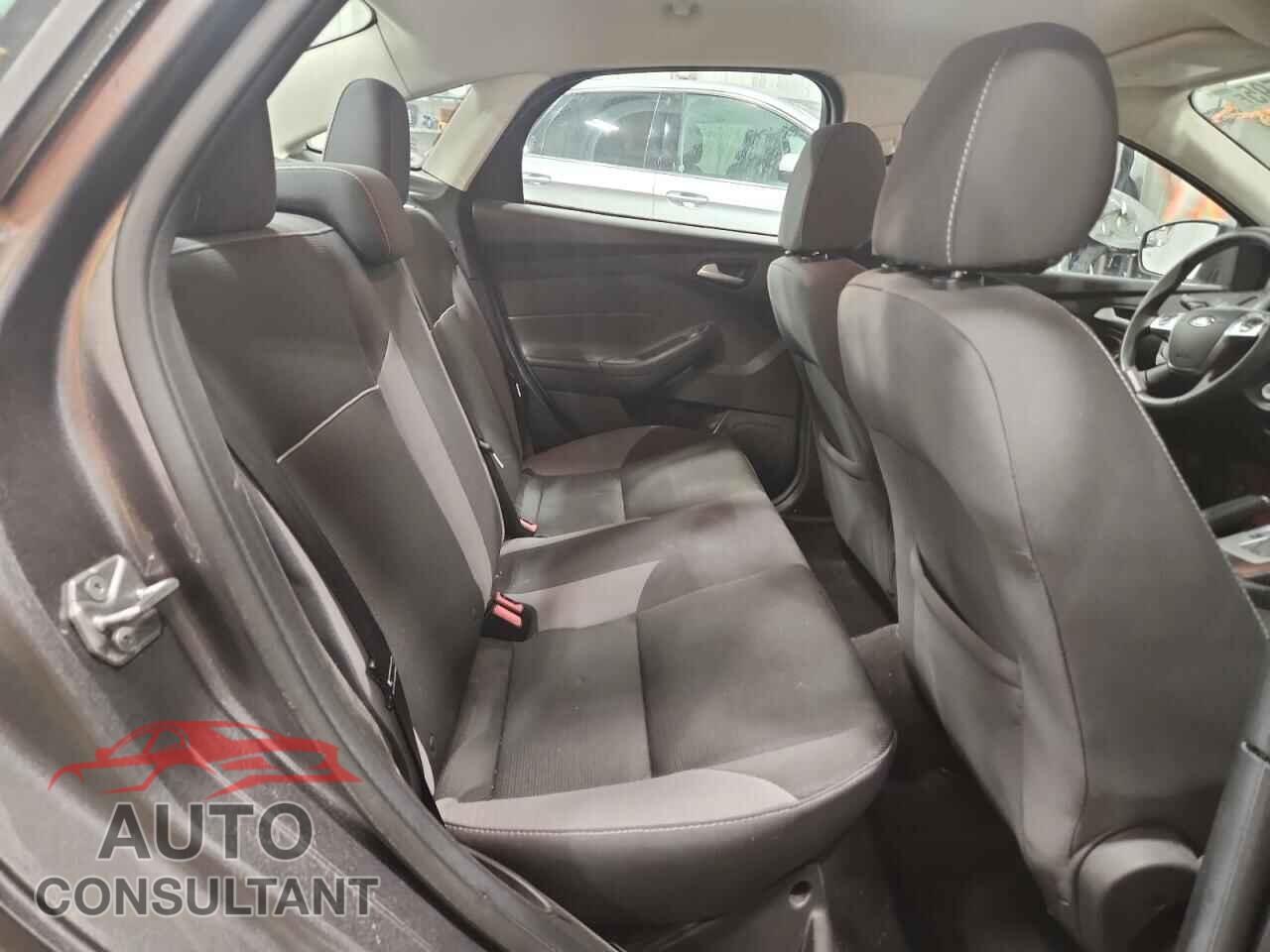 FORD FOCUS 2014 - 1FADP3F25EL311622