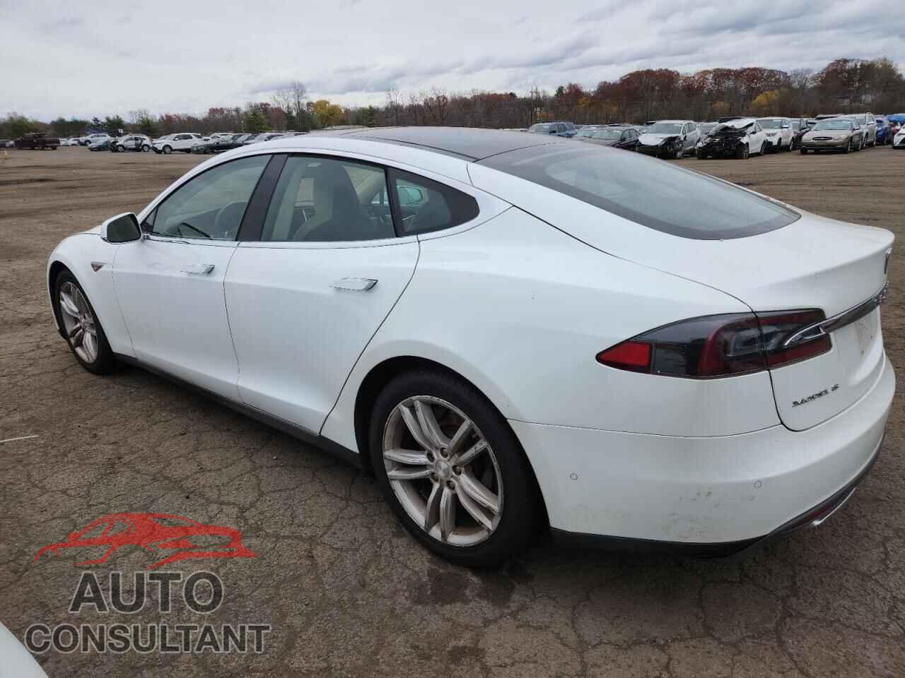 TESLA MODEL S 2015 - 5YJSA1H21FF084437