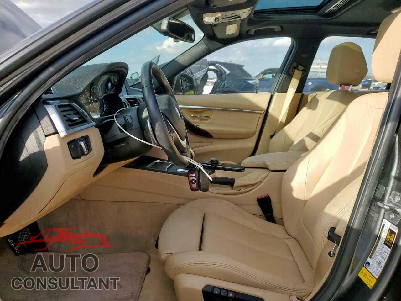 BMW 3 SERIES 2016 - WBA8E9G57GNU27891