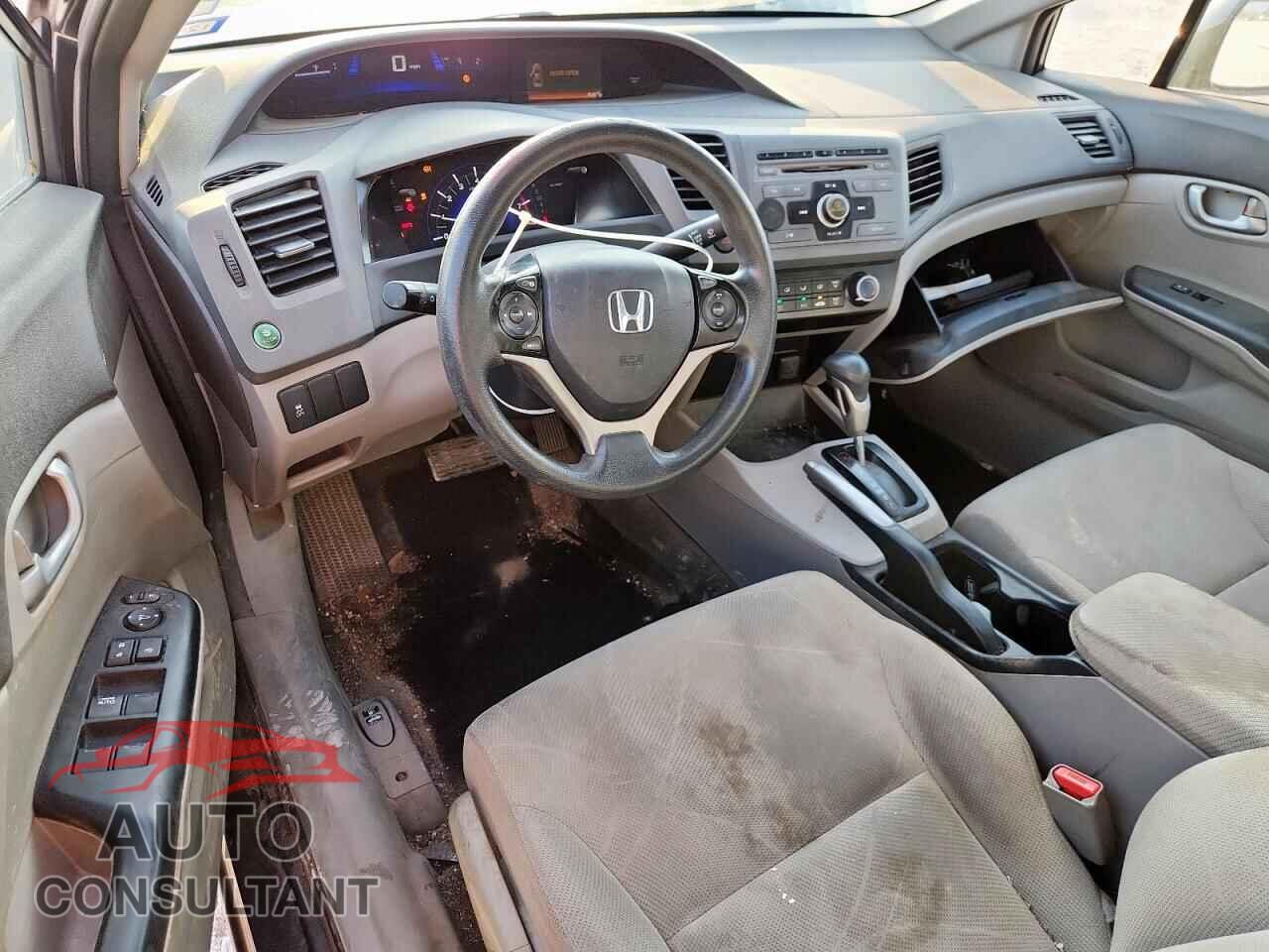 HONDA CIVIC 2012 - 2HGFB2F52CH608610