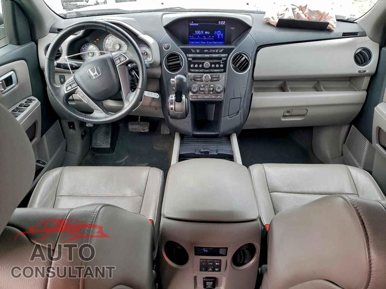 HONDA PILOT 2013 - 5FNYF3H57DB033104