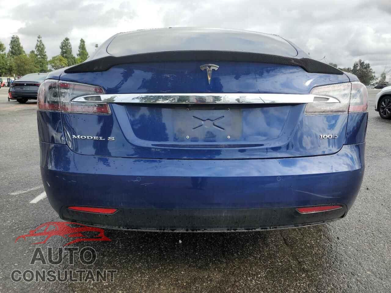 TESLA MODEL S 2018 - 5YJSA1E21JF298017