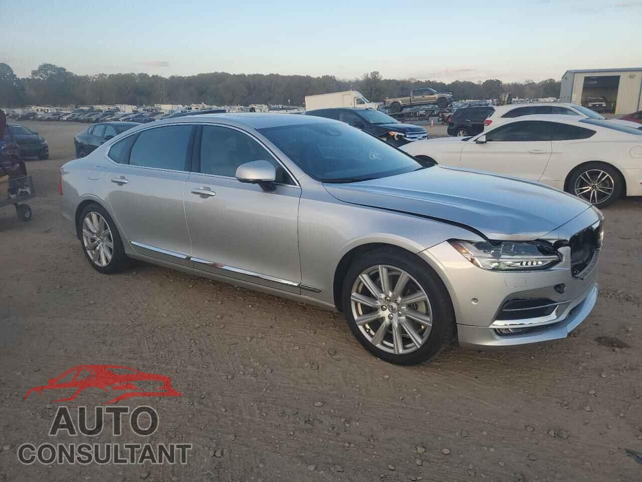 VOLVO S90 2018 - LVY992ML2JP031118