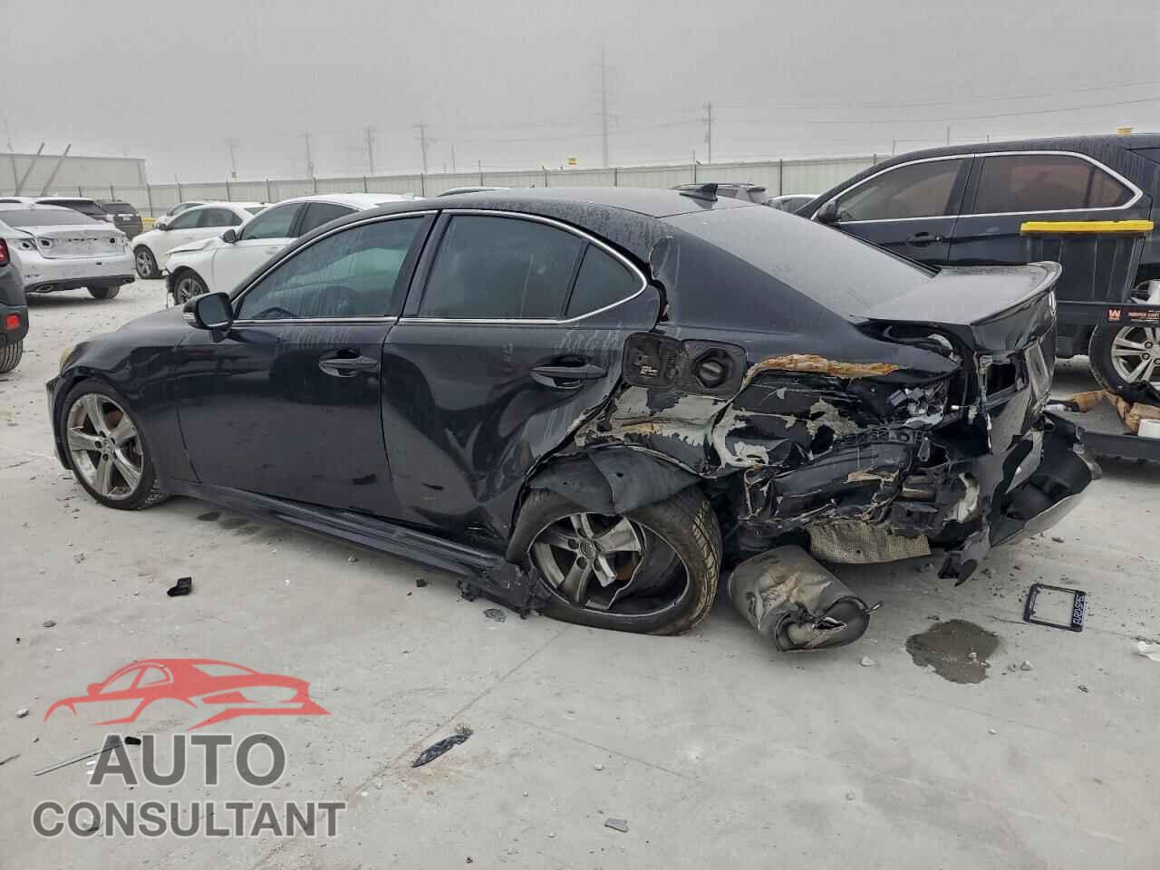 LEXUS IS 2011 - JTHBF5C25B5141202