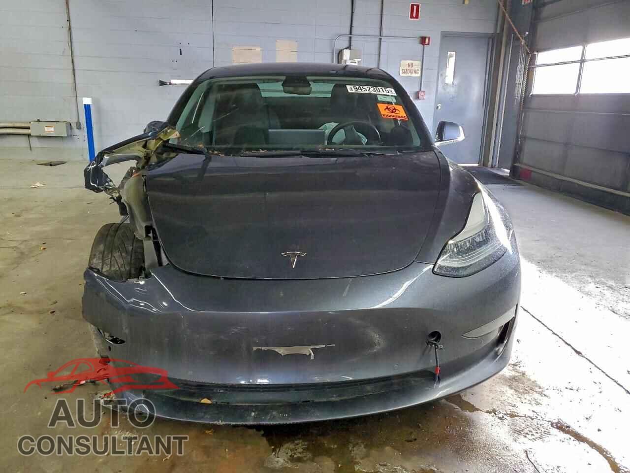 TESLA MODEL 3 2018 - 5YJ3E1EB3JF084834