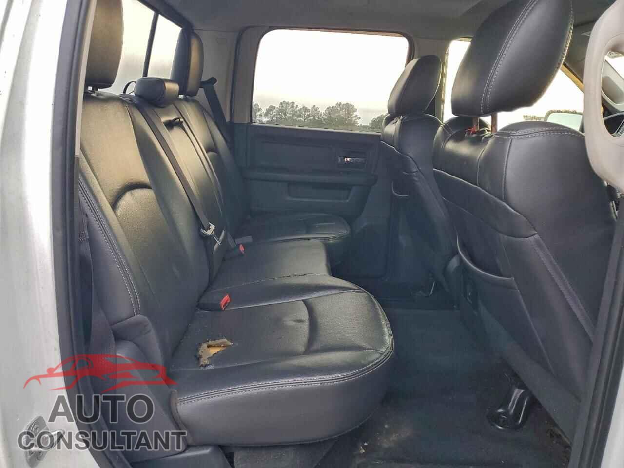 DODGE RAM 1500 2012 - 1C6RD7MT0CS214947