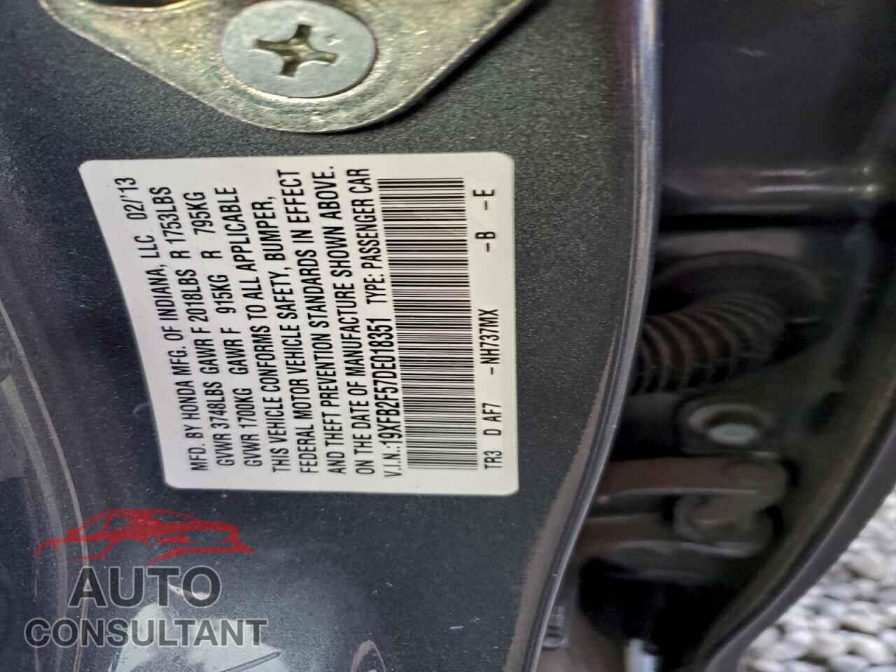 HONDA CIVIC 2013 - 19XFB2F57DE018351