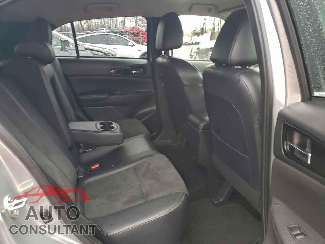 MITSUBISHI ECLIPSE 2024 - JA4ATWAA7RZ035885