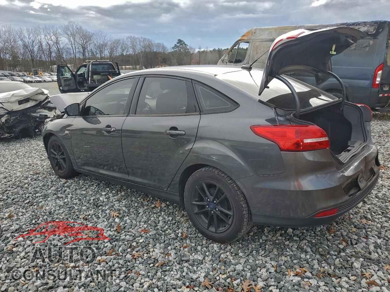 FORD FOCUS 2017 - 1FADP3F24HL320333