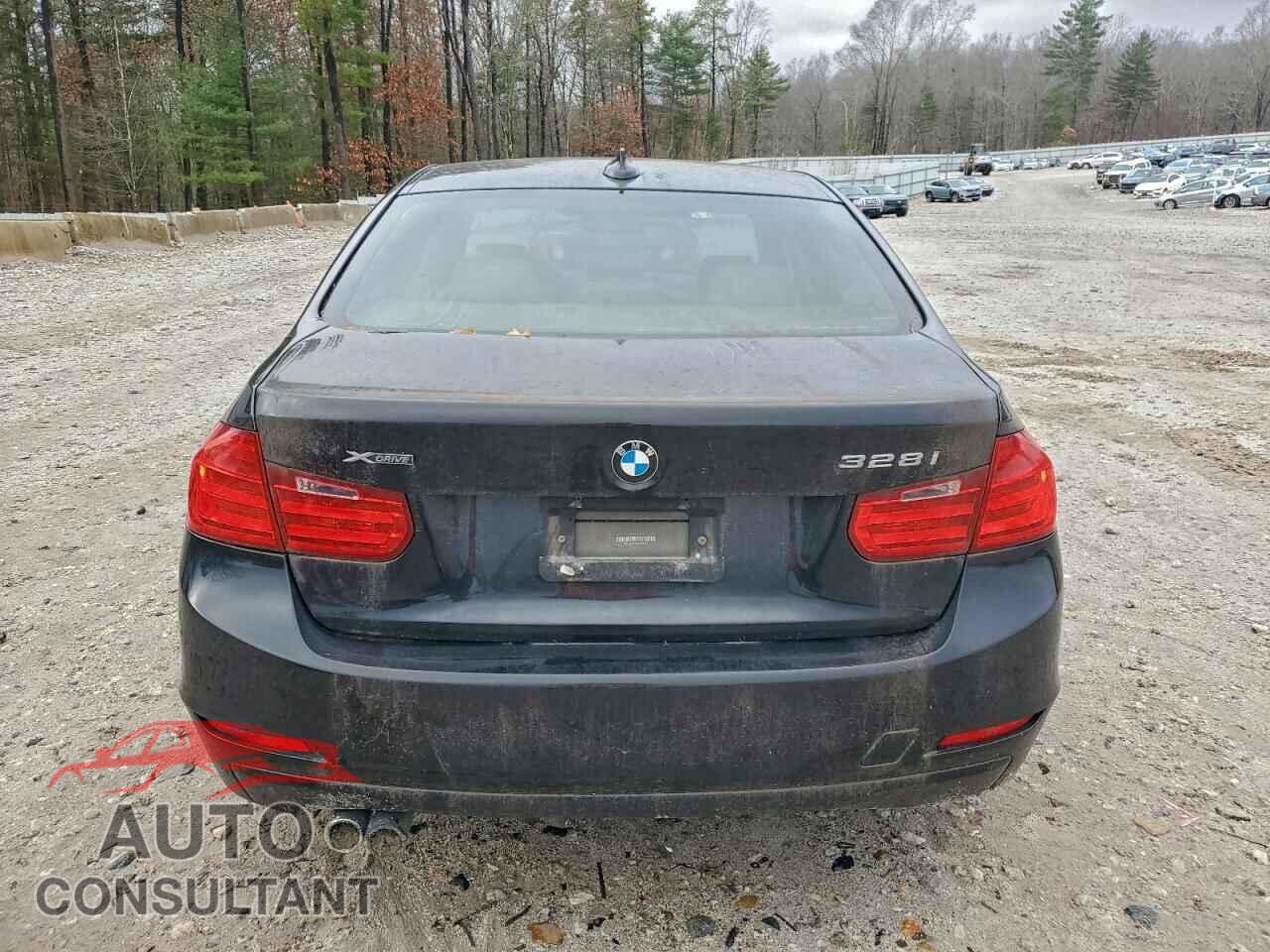 BMW 3 SERIES 2013 - WBA3B3C55DF538371