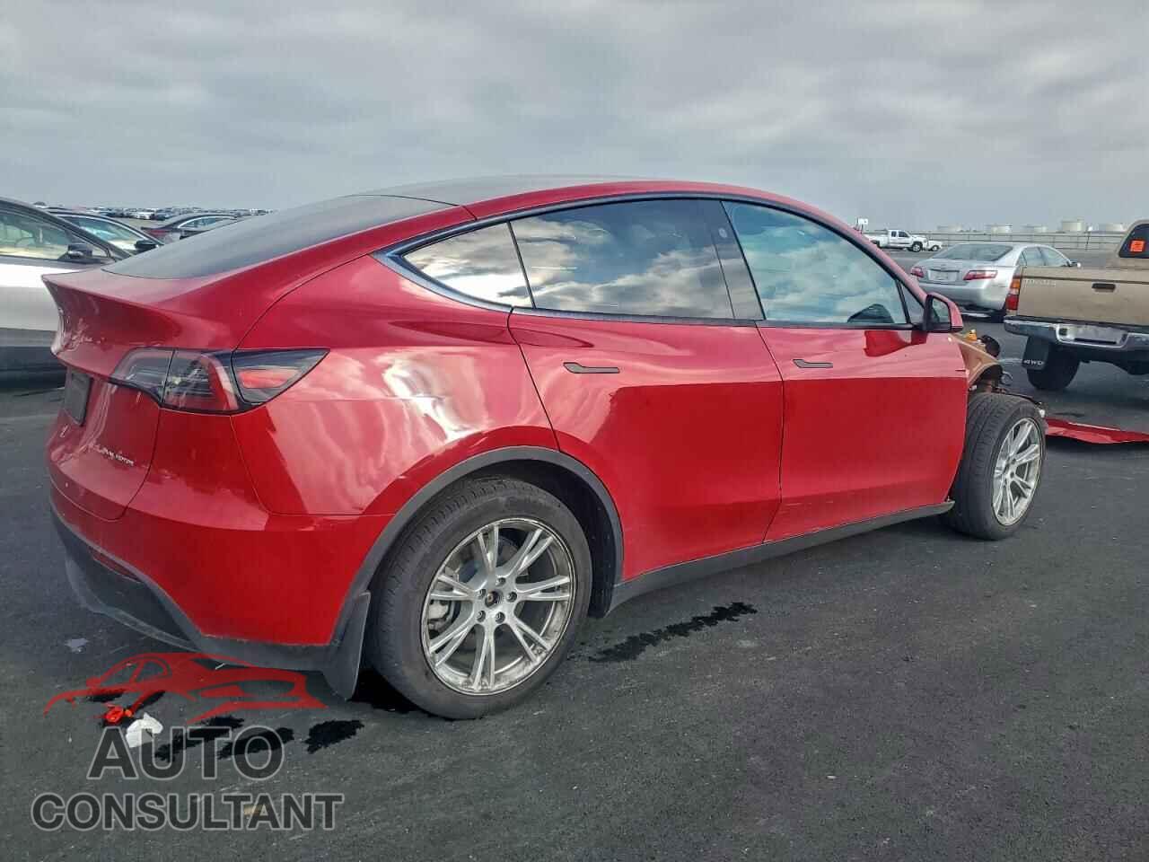 TESLA MODEL Y 2023 - 7SAYGDEE5PF816131
