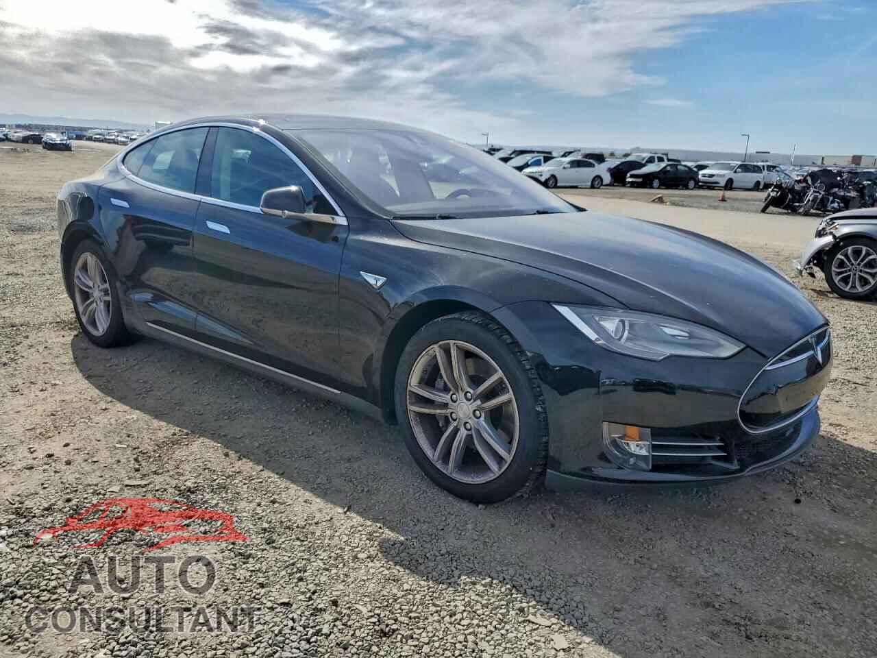 TESLA MODEL S 2014 - 5YJSA1H14EFP63401