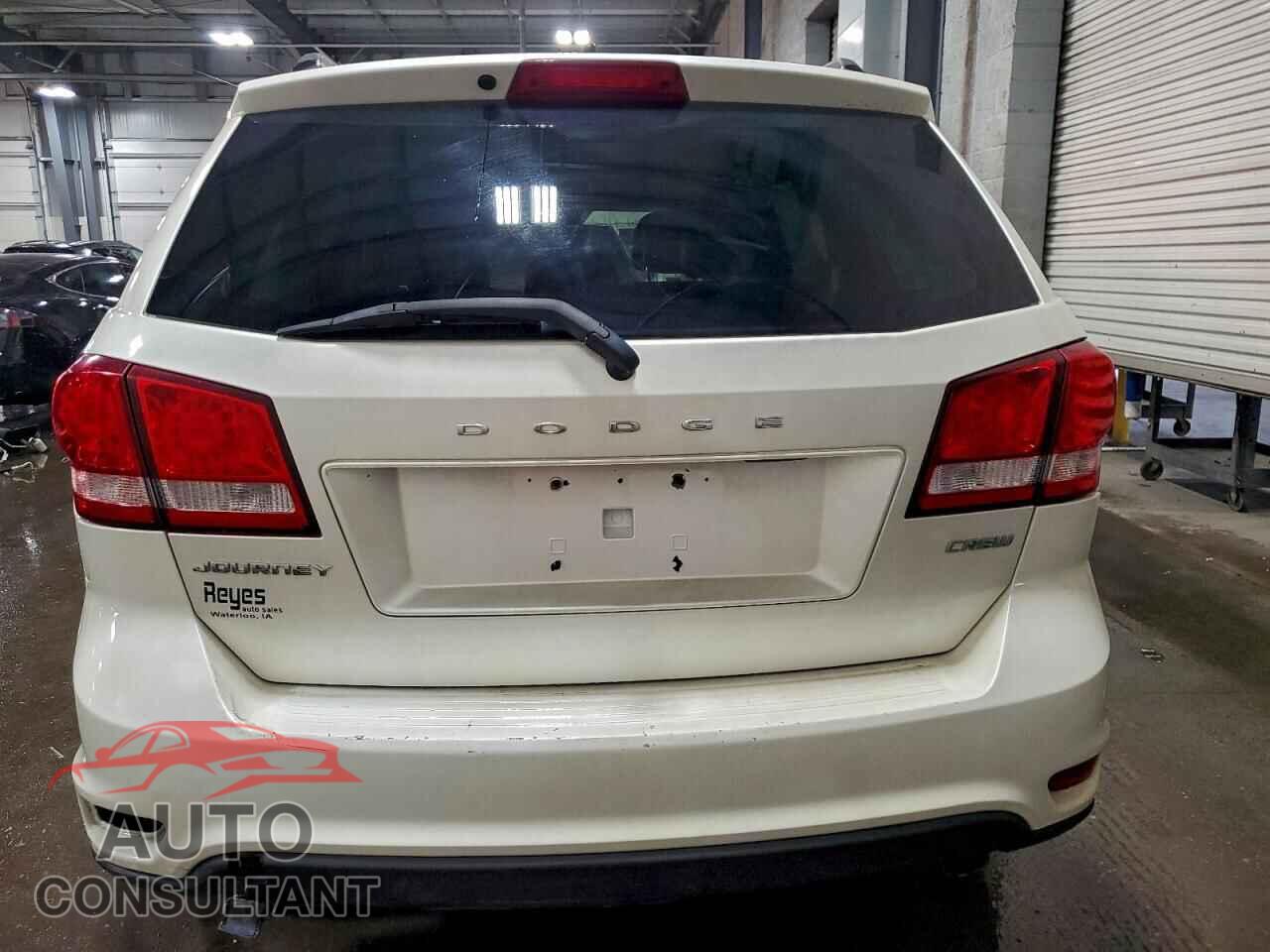 DODGE JOURNEY 2012 - 3C4PDCDG7CT221811