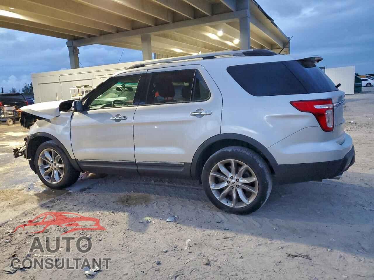 FORD EXPLORER 2015 - 1FM5K7F8XFGA17907