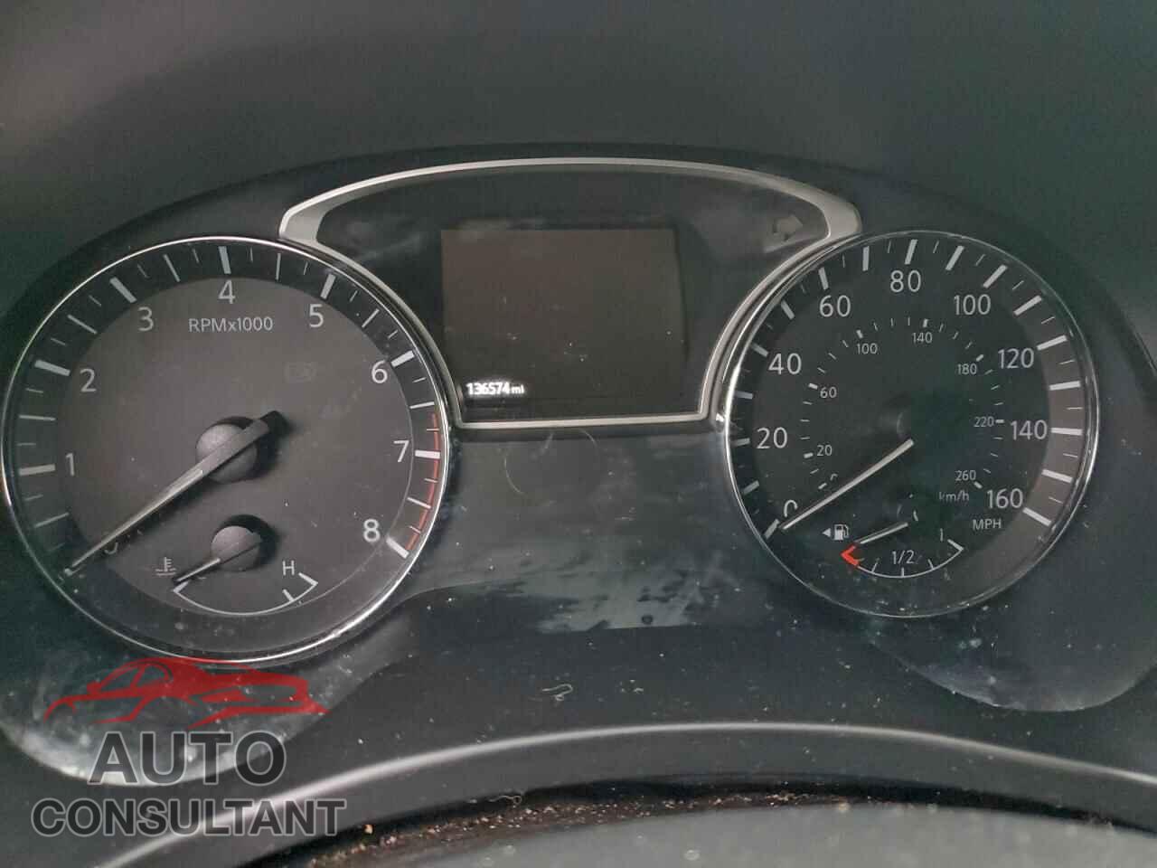 NISSAN PATHFINDER 2018 - 5N1DR2MM0JC652242
