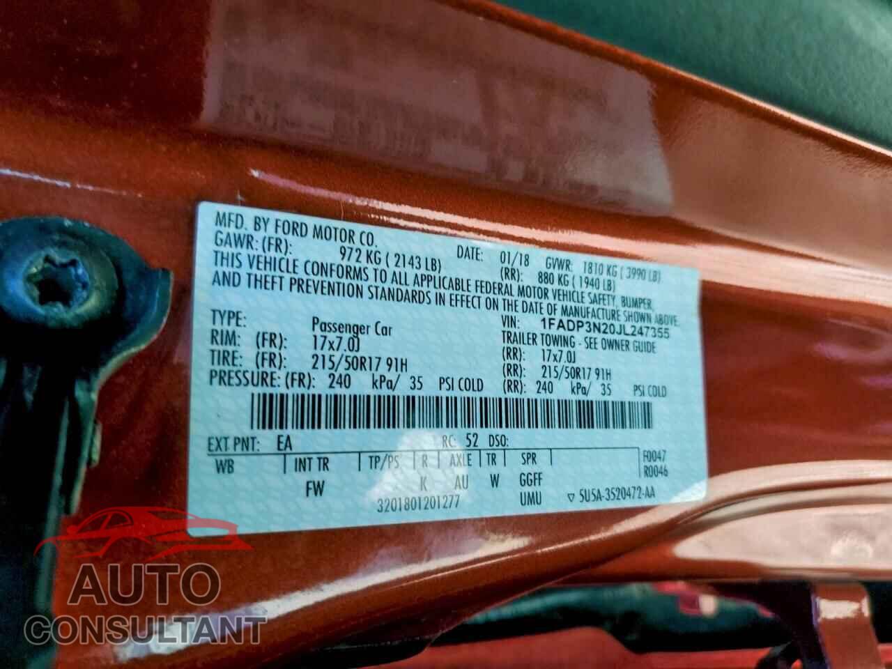 FORD FOCUS 2018 - 1FADP3N20JL247355