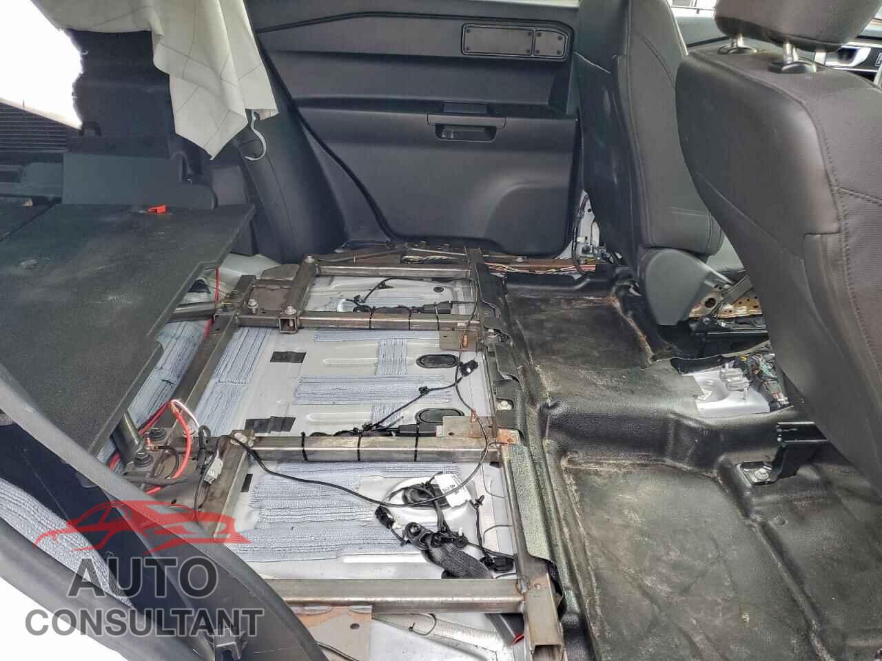 FORD EXPLORER 2023 - 1FM5K8AB0PGB11787