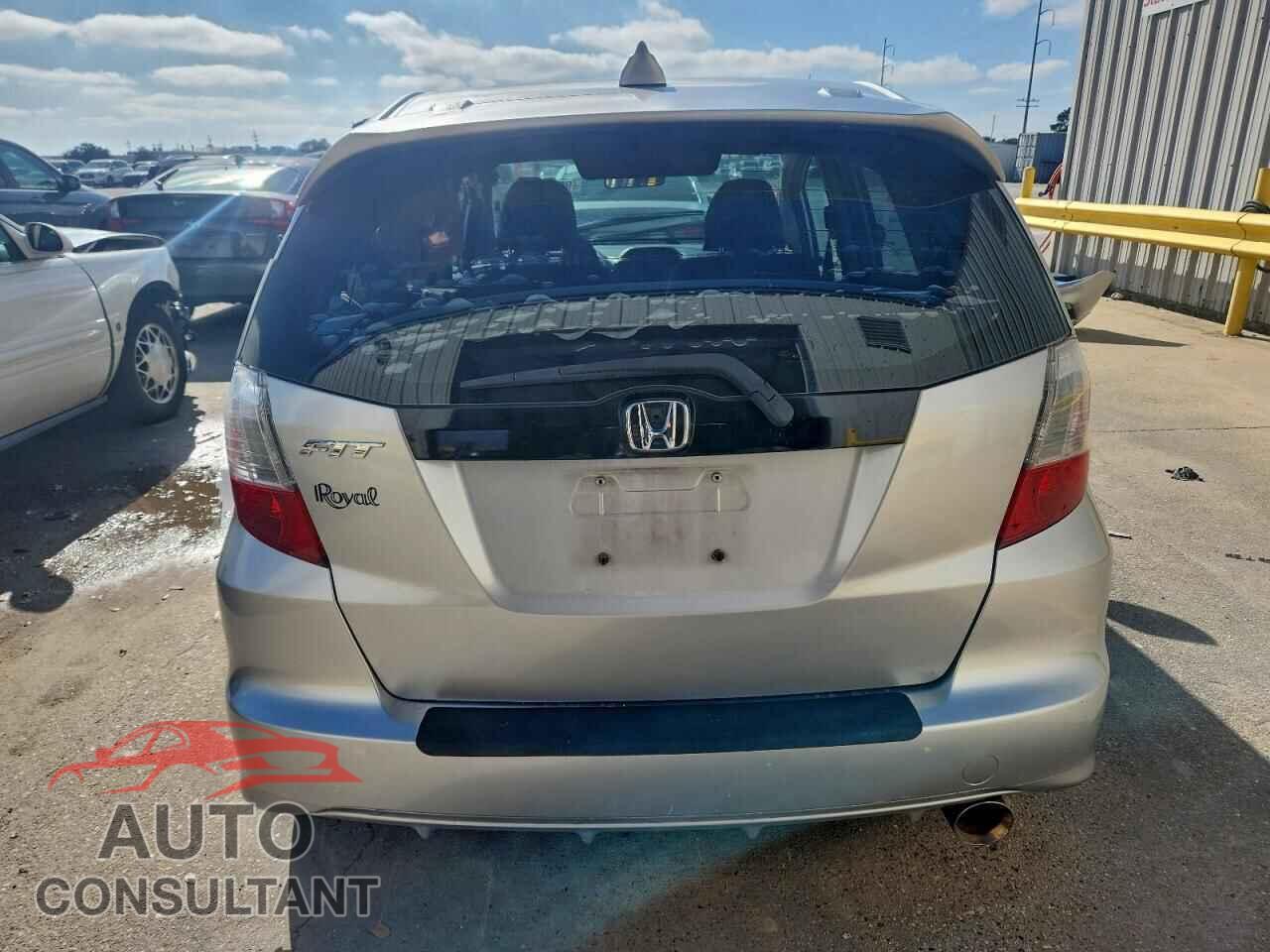 HONDA FIT 2012 - JHMGE8H52CC041620
