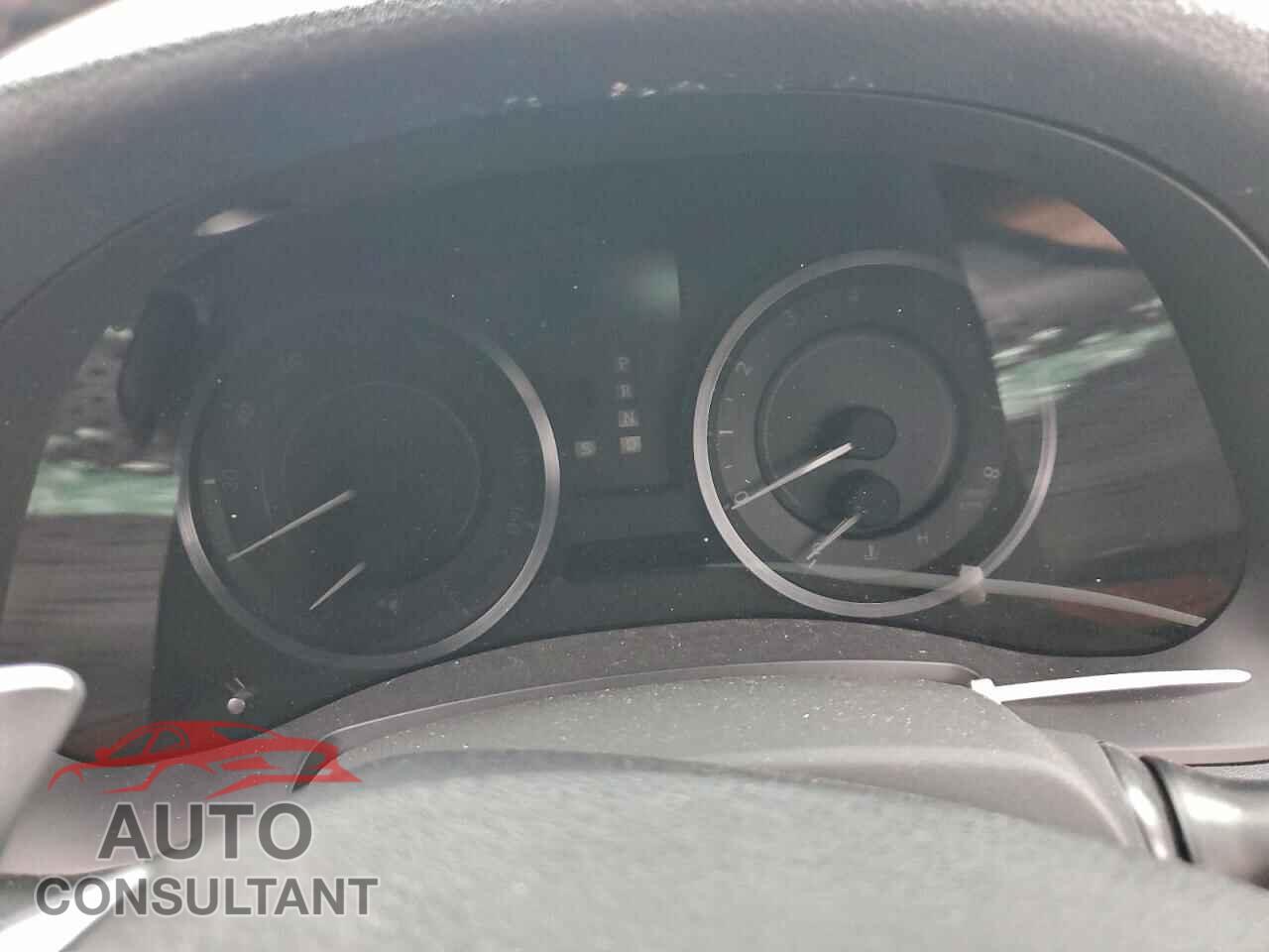LEXUS IS 2011 - JTHFE2C28B2506105