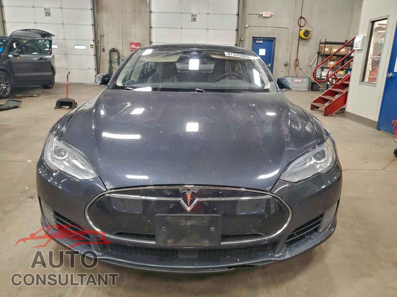 TESLA MODEL S 2016 - 5YJSA1E27GF124753