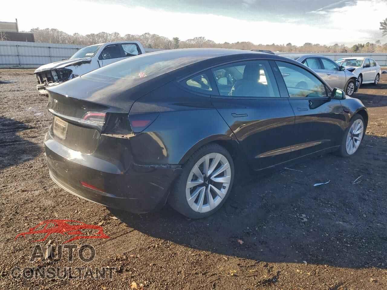 TESLA MODEL 3 2022 - 5YJ3E1EA4NF289561