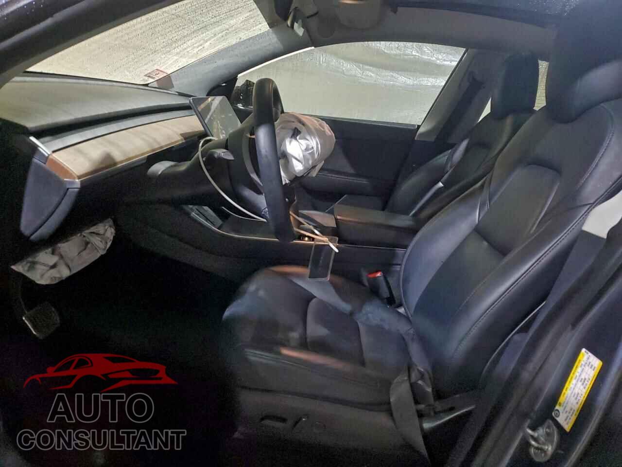 TESLA MODEL Y 2020 - 5YJYGDEF5LF002884
