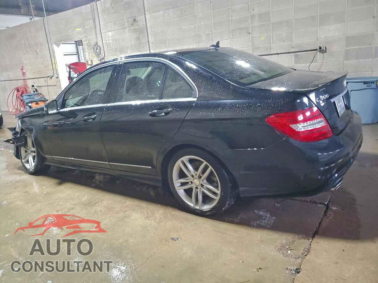 MERCEDES-BENZ C-CLASS 2014 - WDDGF8AB6EG177863