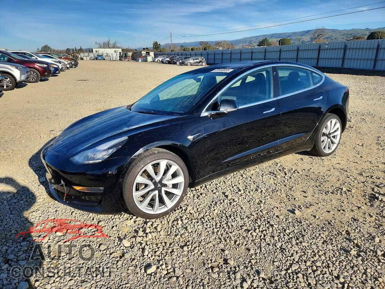 TESLA MODEL 3 2019 - 5YJ3E1EB0KF384493