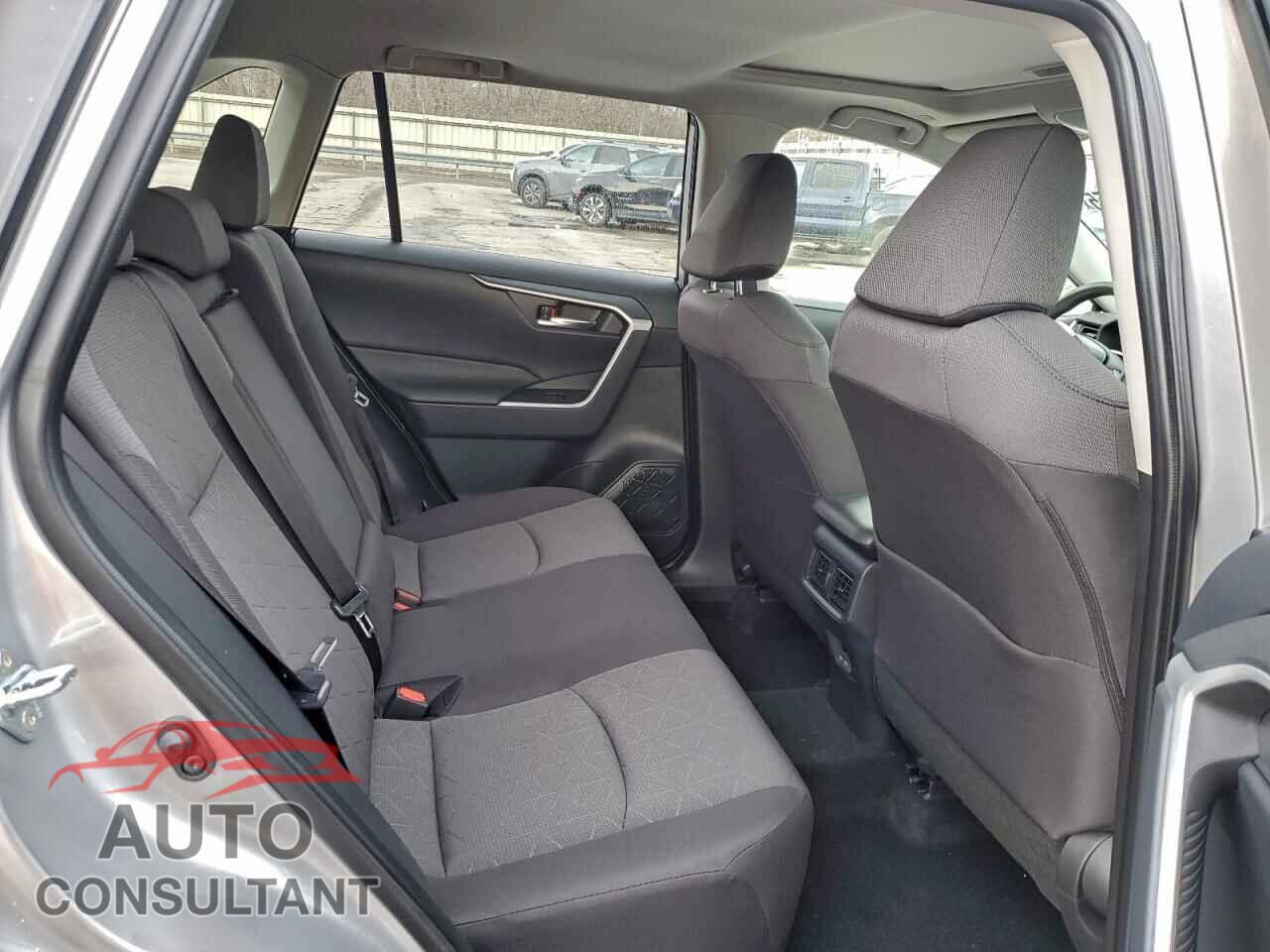 TOYOTA RAV4 2025 - JTMP1RFV7SJ045260