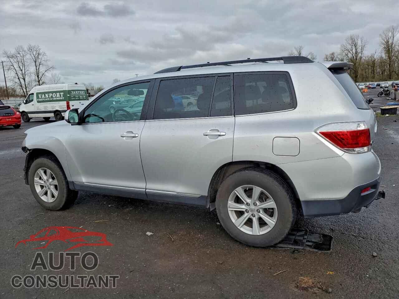 TOYOTA HIGHLANDER 2012 - 5TDBK3EH0CS105917