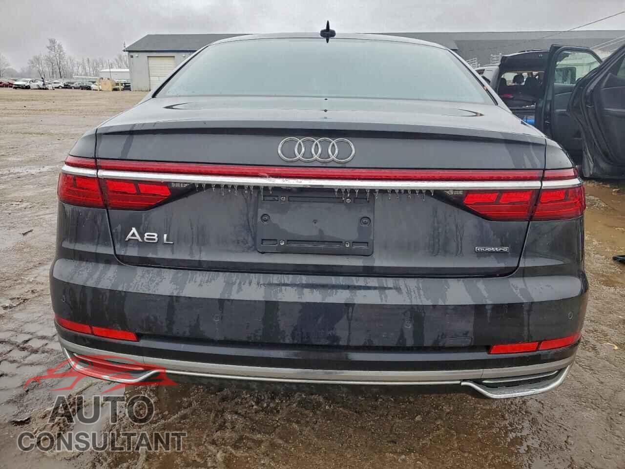 AUDI A8 2019 - WAU8DAF80KN018964