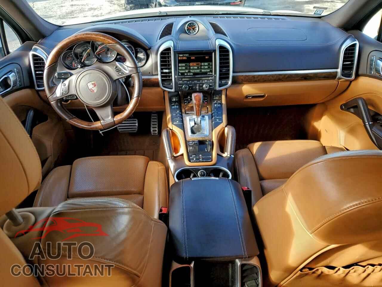 PORSCHE CAYENNE 2013 - WP1AA2A20DLA03223