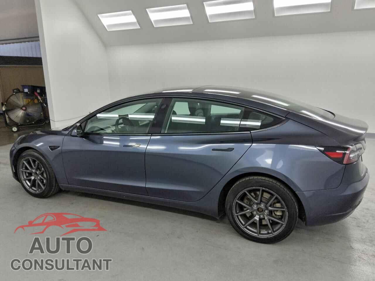 TESLA MODEL 3 2023 - 5YJ3E1EA2PF451612