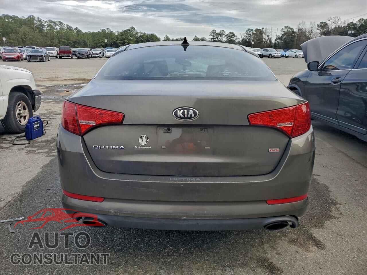 KIA OPTIMA 2013 - 5XXGM4A76DG120945