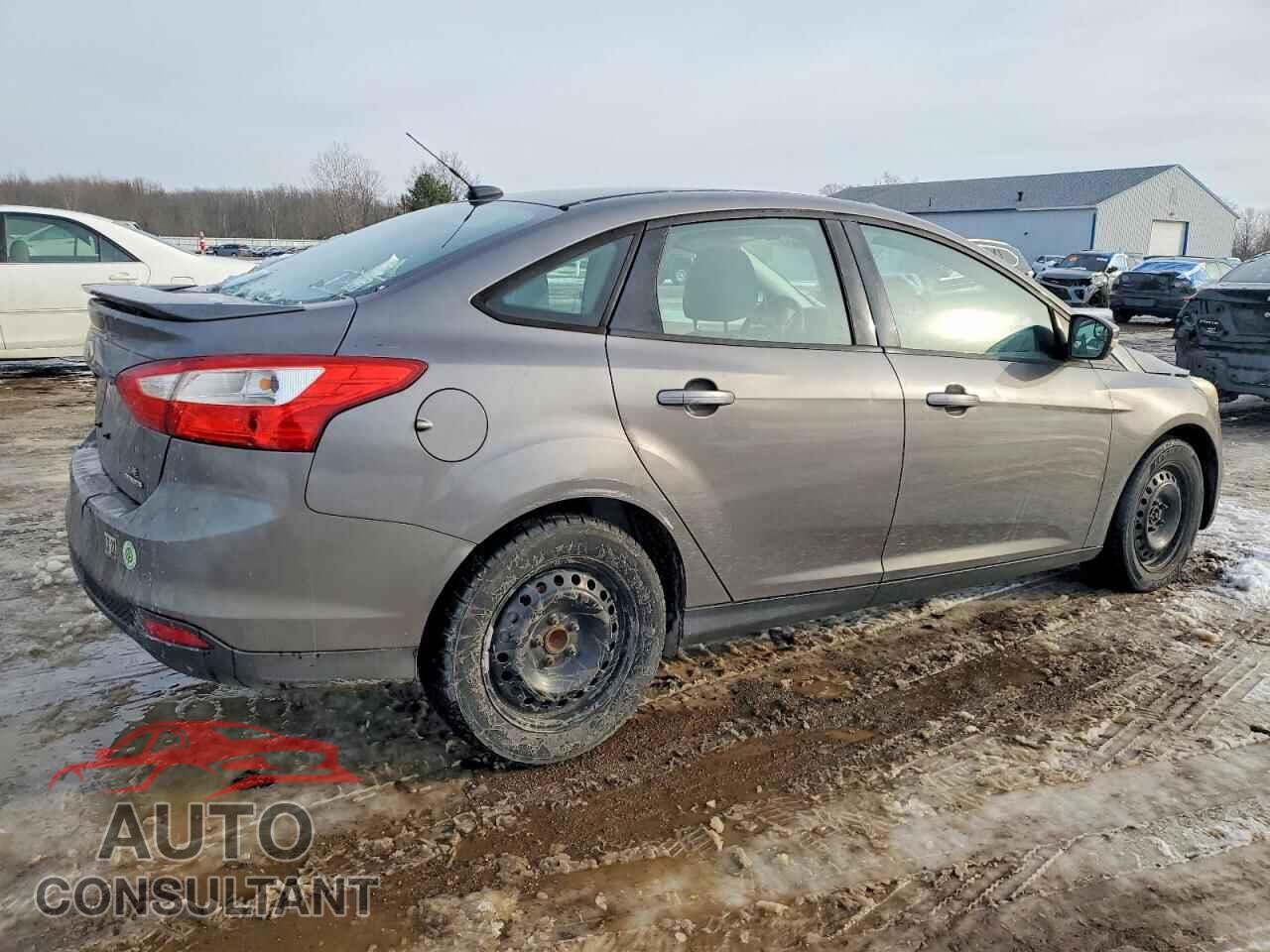 FORD FOCUS 2013 - 1FADP3F29DL363771