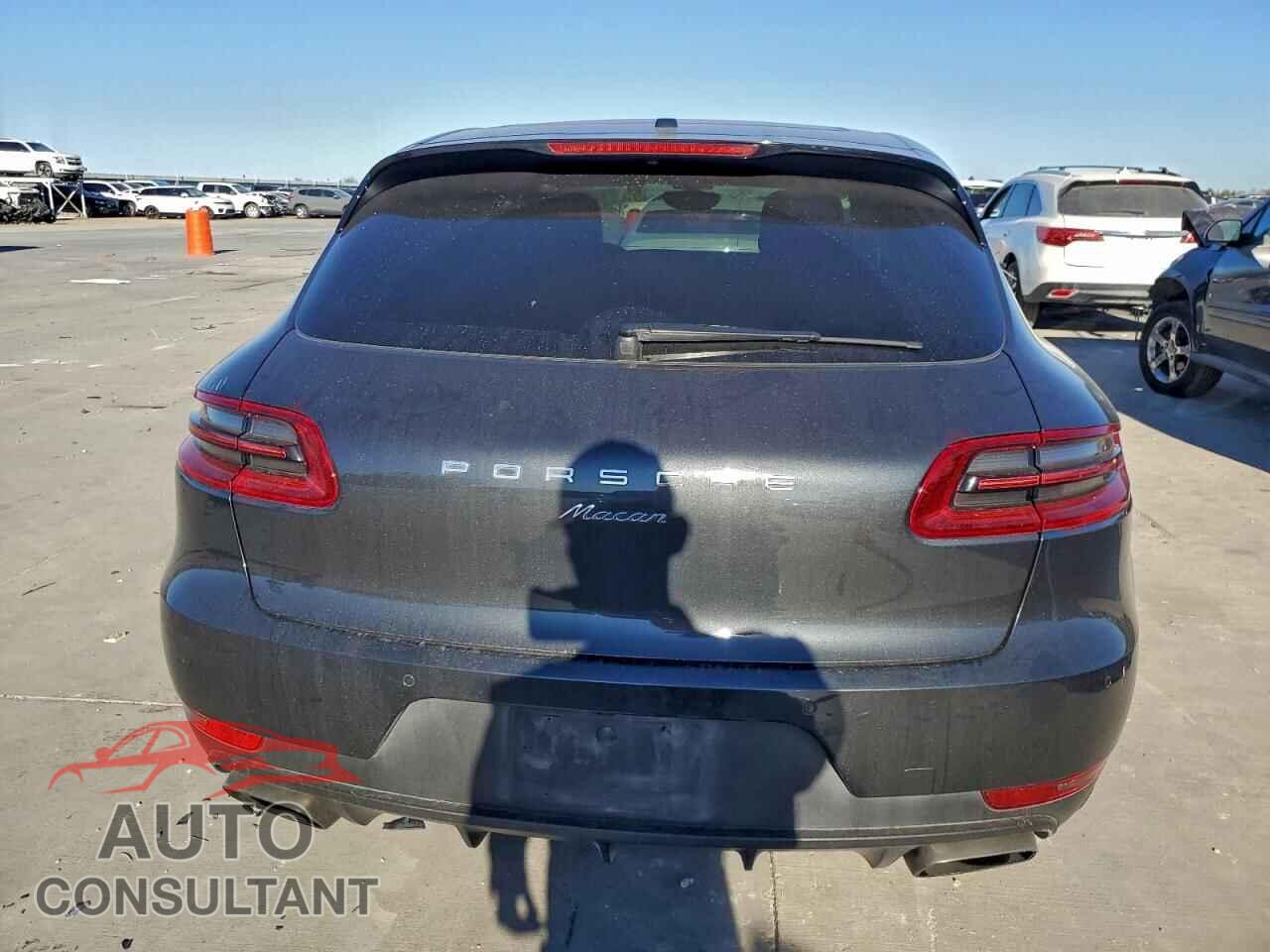PORSCHE MACAN 2017 - WP1AA2A59HLB02588