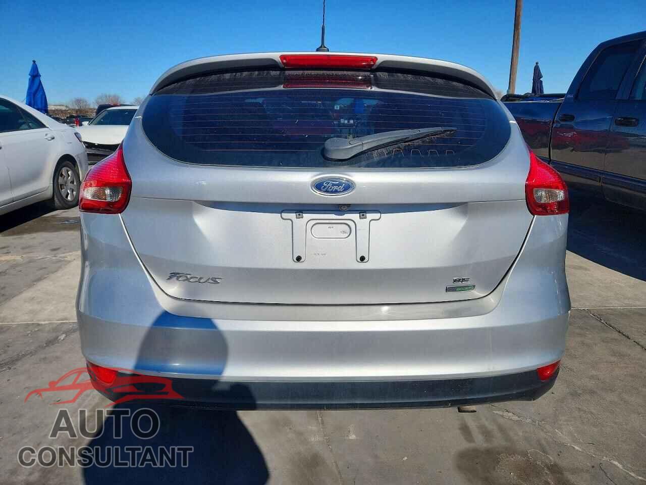 FORD FOCUS 2016 - 1FADP3KE9GL347638