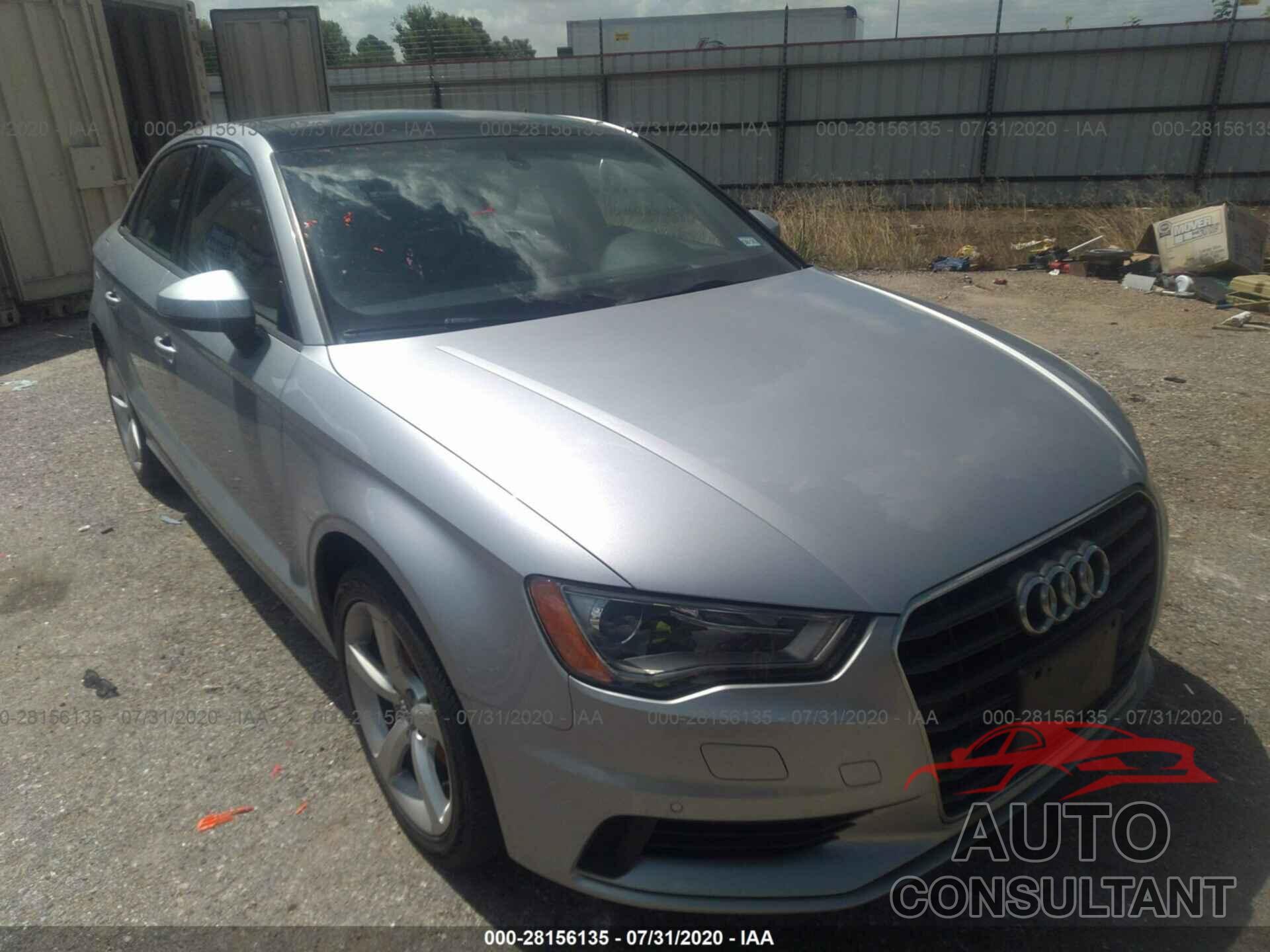 AUDI A3 2016 - WAUA7GFF1G1015192