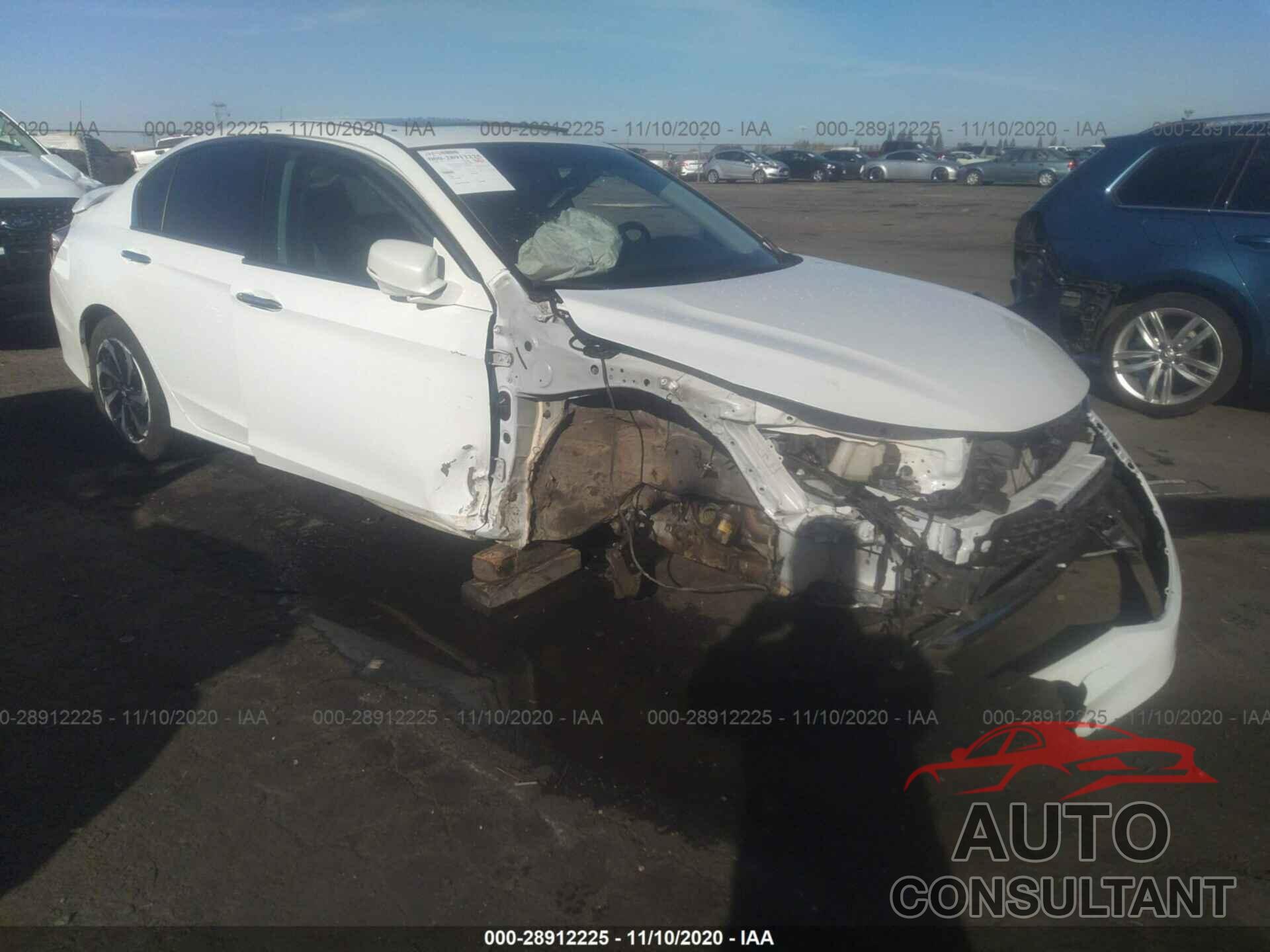 HONDA ACCORD SEDAN 2017 - 1HGCR3F83HA043157