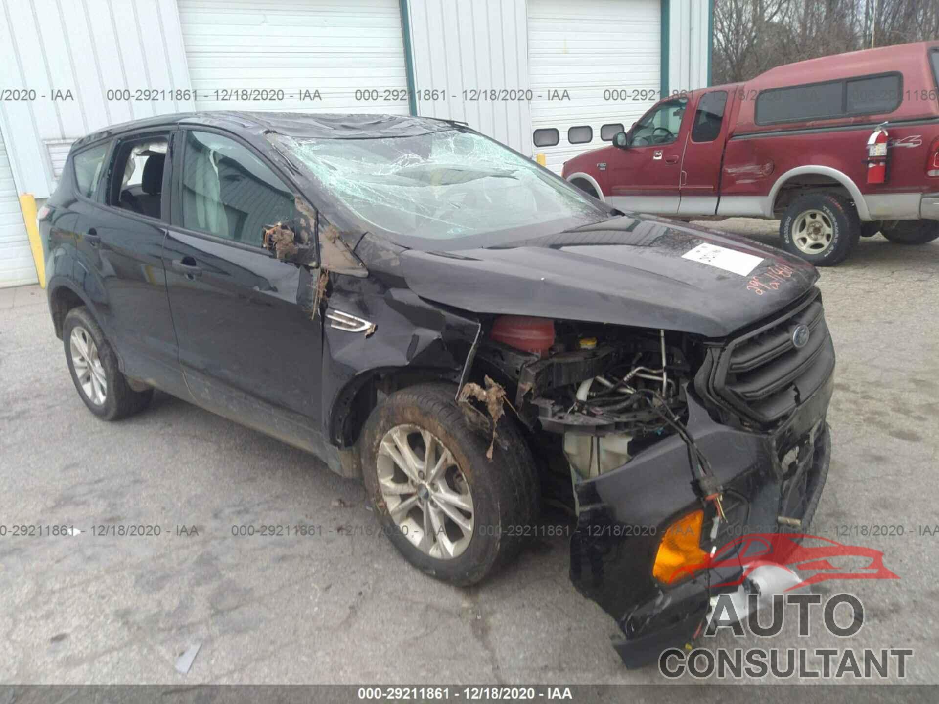 FORD ESCAPE 2018 - 1FMCU0F71JUC75940