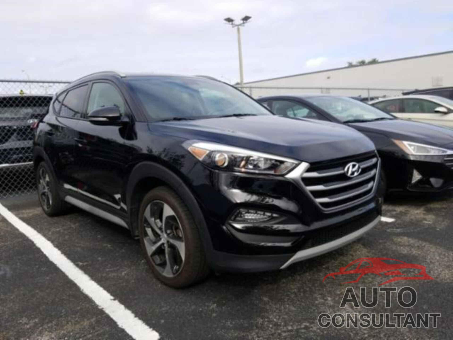 HYUNDAI TUCSON 2017 - KM8J33A28HU508875