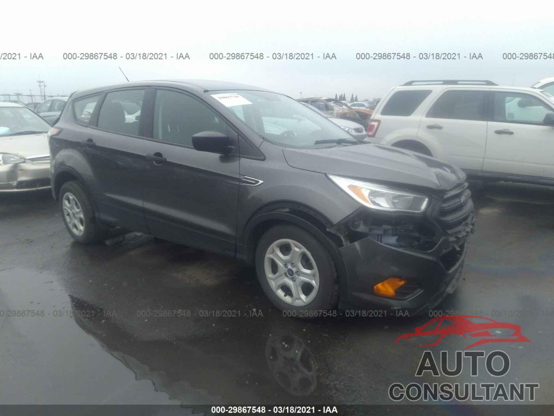 FORD ESCAPE 2017 - 1FMCU0F7XHUC37200