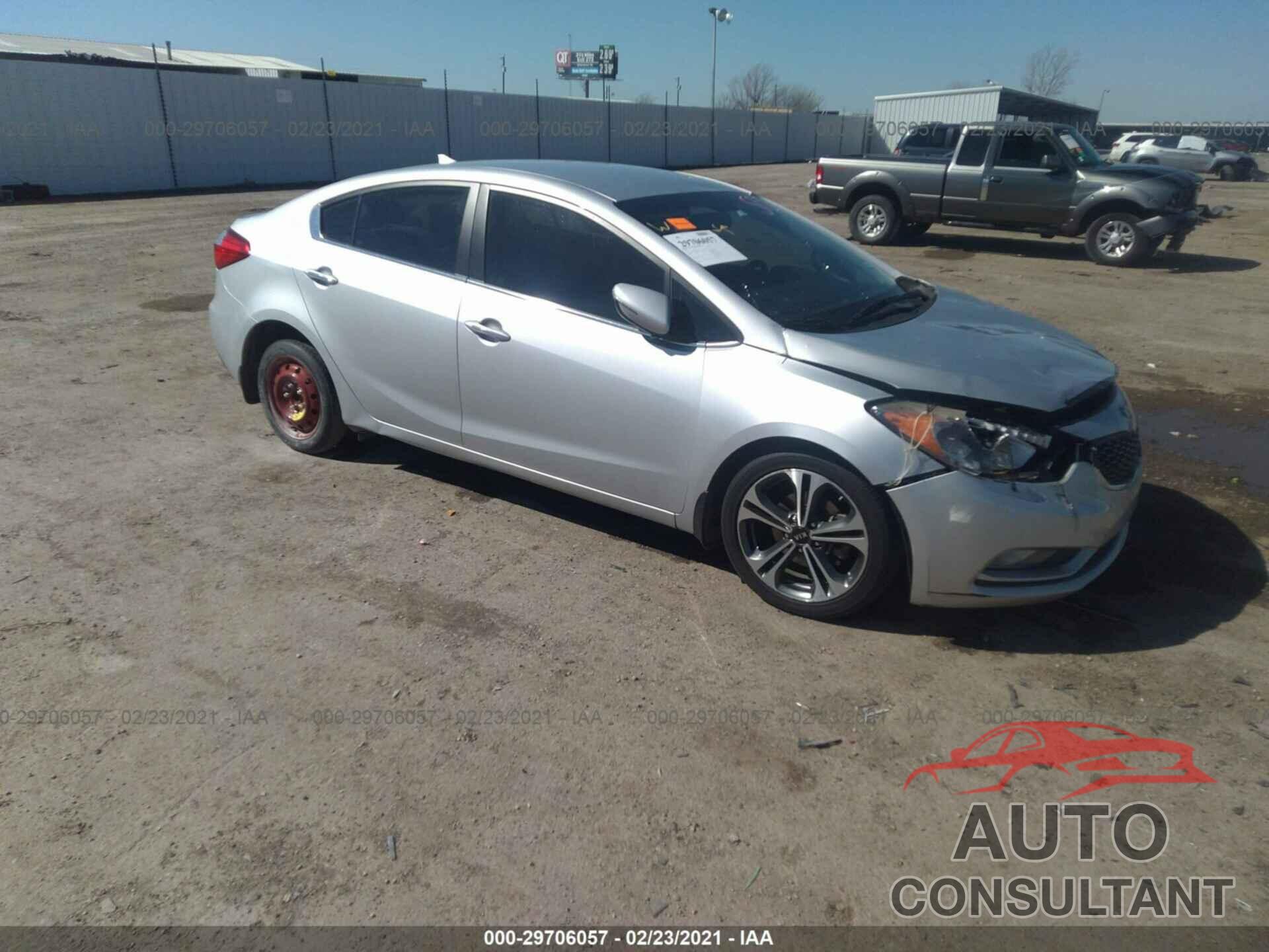 KIA FORTE 2016 - KNAFX4A89G5489414