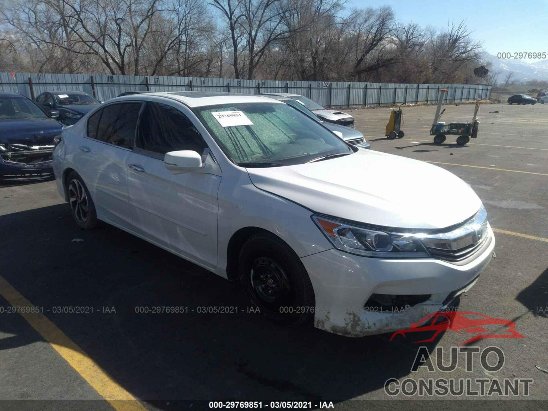 HONDA ACCORD SEDAN 2016 - 1HGCR3F83GA030858