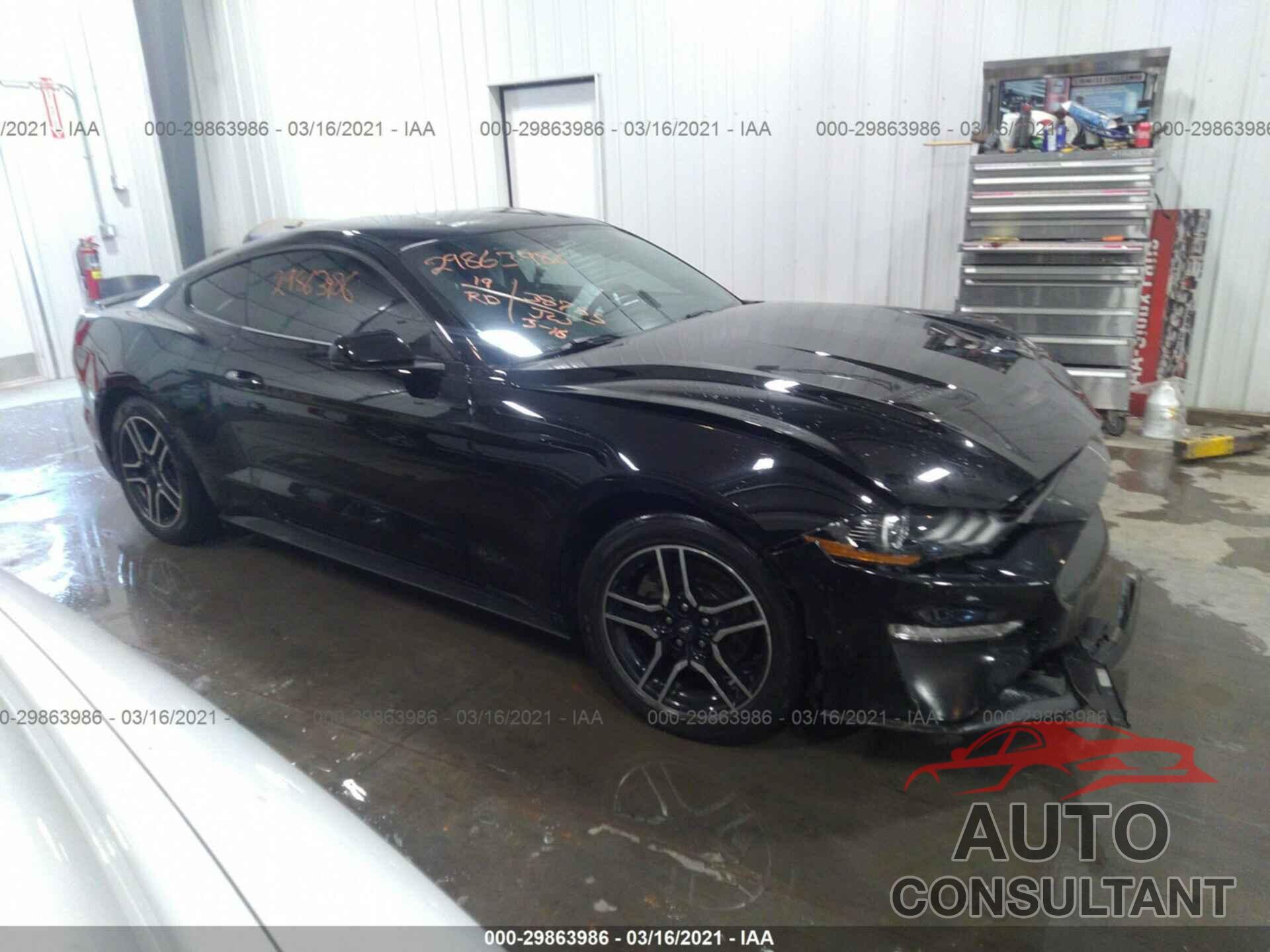 FORD MUSTANG 2019 - 1FA6P8TH0K5106143